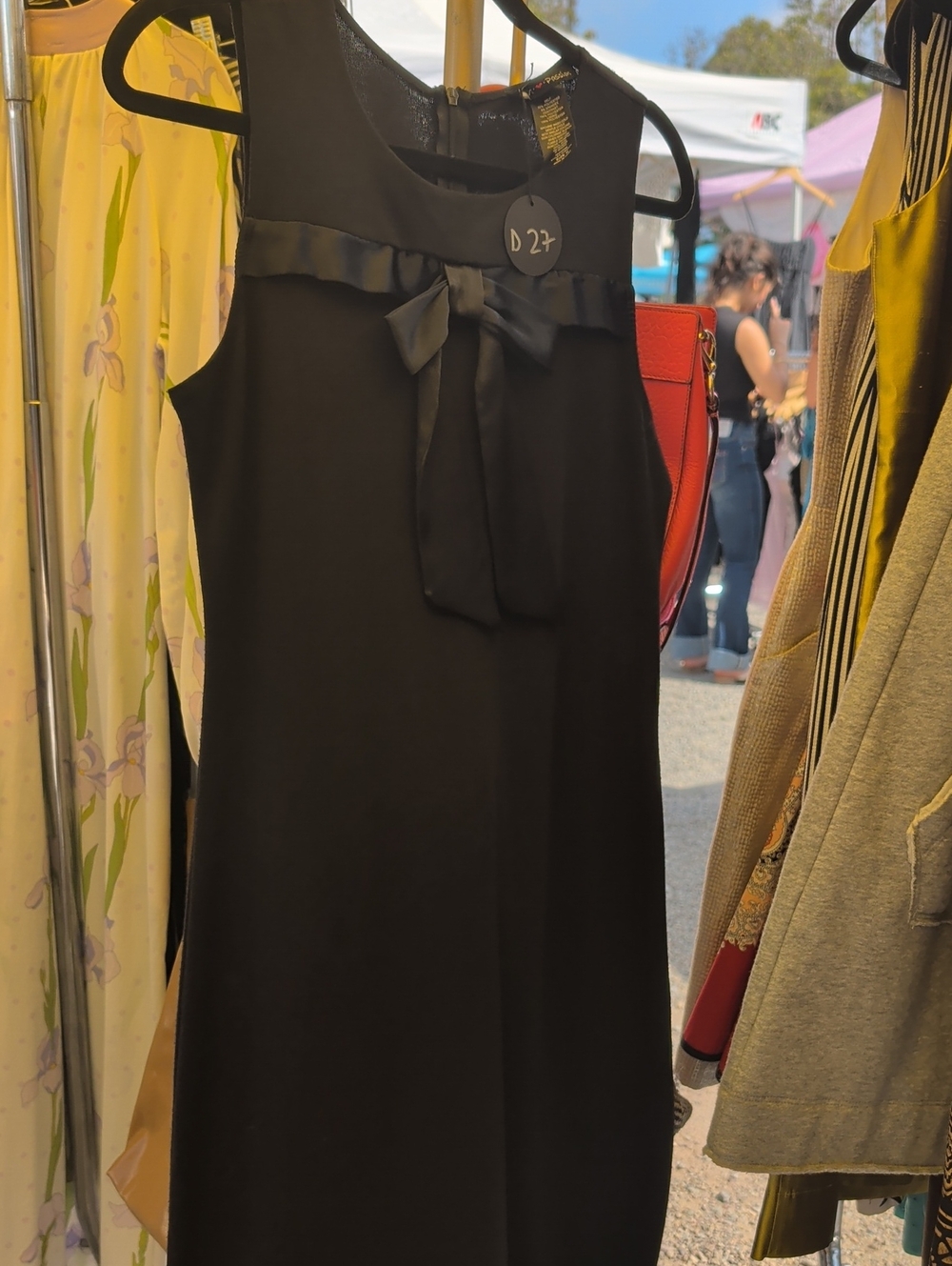 Elegant Black Sleeveless Bow-Accent Dress